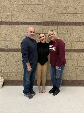 Lauren Taylor with her parents